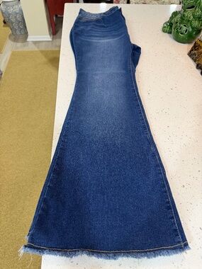 Bell Bottom Distressed Jeans size 2X